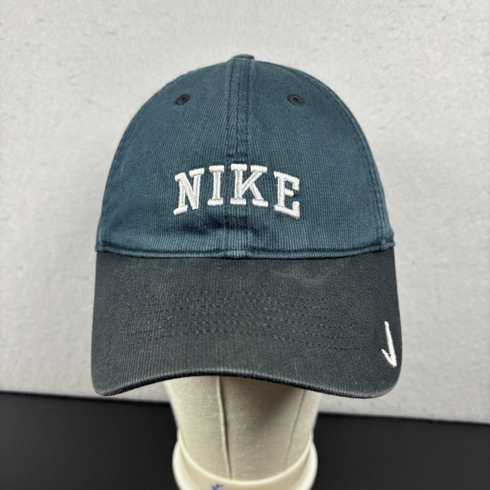 Y2K Nike‎ Baseball Cap Black Strapback Hat Unisex Adult OSFM Spellout Swoosh